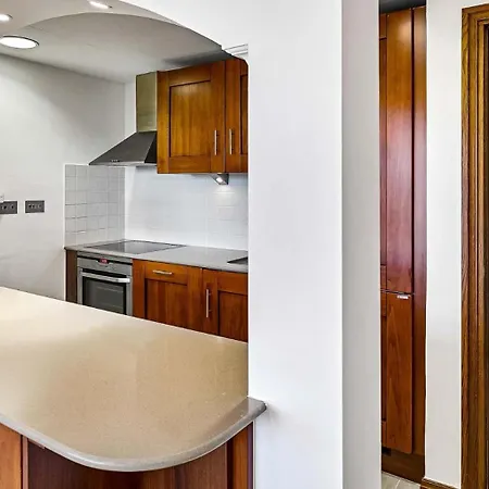 Apartman Beautifully Decorated Alambra, With Coast And Sunset Views, Aphrodite Hills