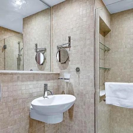 Beautifully Decorated Alambra, With Coast And Sunset Views, Aphrodite Hills Apartman *