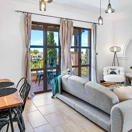 Beautifully Decorated Alambra, With Coast And Sunset Views, Aphrodite Hills *