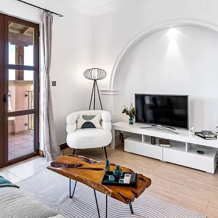 Apartman Beautifully Decorated Alambra, With Coast And Sunset Views, Aphrodite Hills