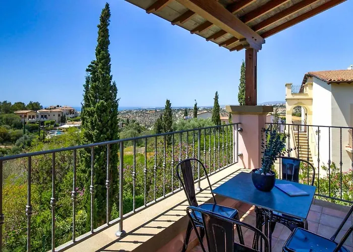 Beautifully Decorated Alambra, With Coast And Sunset Views, Aphrodite Hills 库克里亚