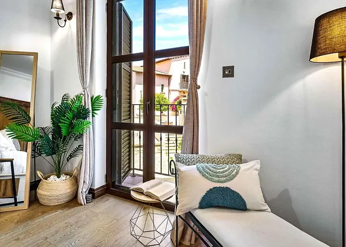 Beautifully Decorated Alambra, With Coast And Sunset Views, Aphrodite Hills 公寓