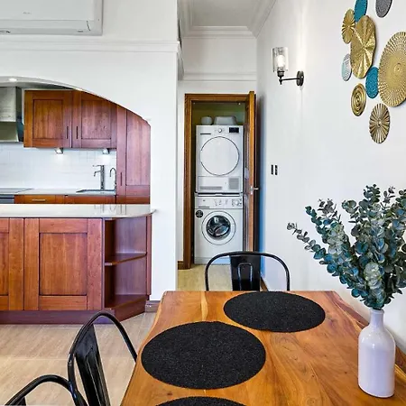 Beautifully Decorated Alambra, With Coast And Sunset Views, Aphrodite Hills Apartment Kouklia