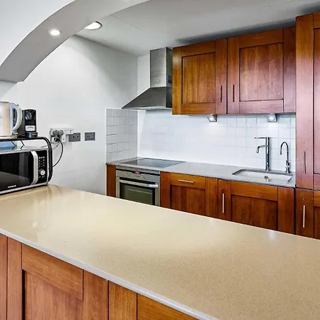 Apartment Beautifully Decorated Alambra, With Coast And Sunset Views, Aphrodite Hills *